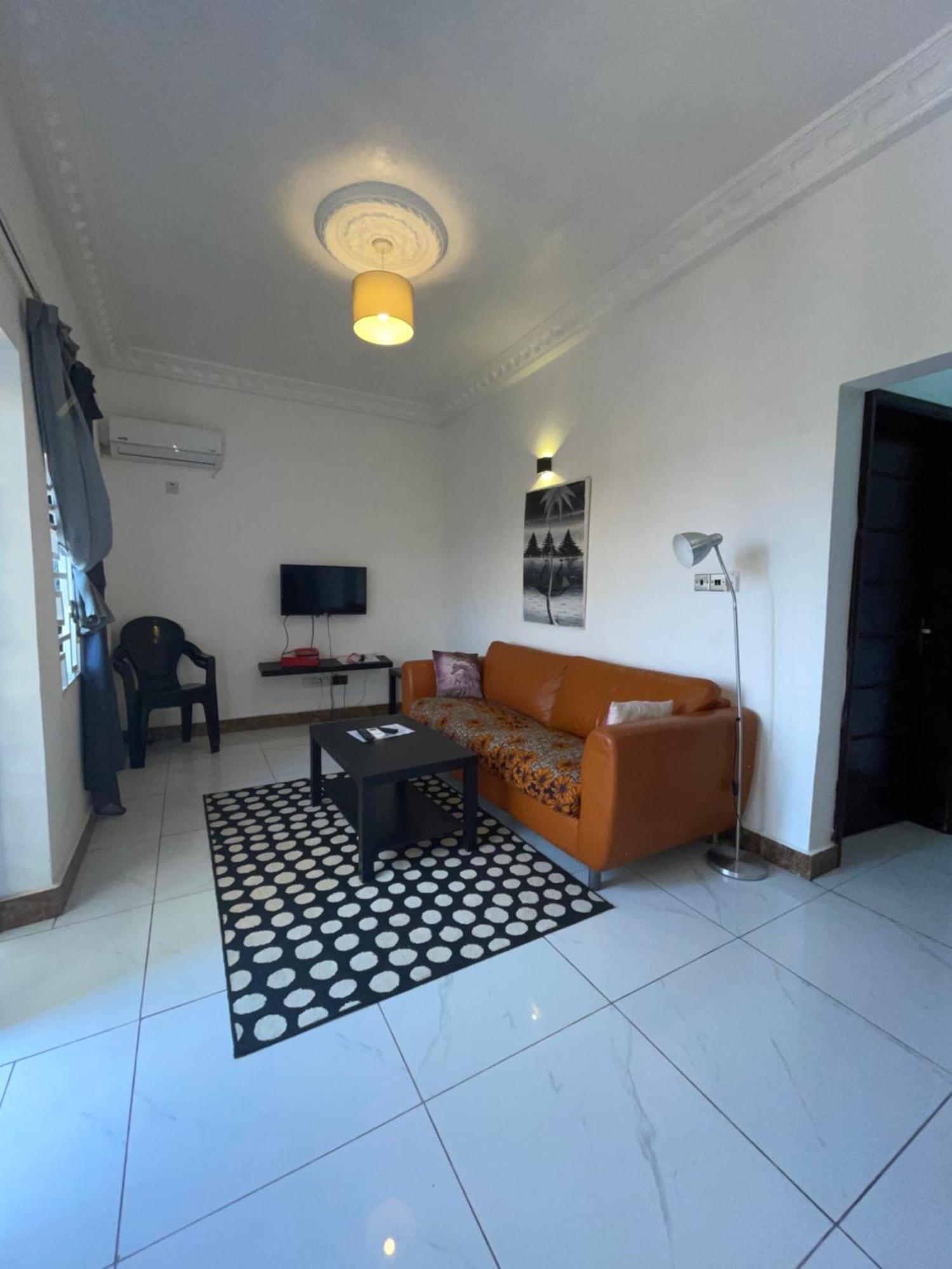 Belvoir Apart-Hotel & Residence Freetown Ngoại thất bức ảnh