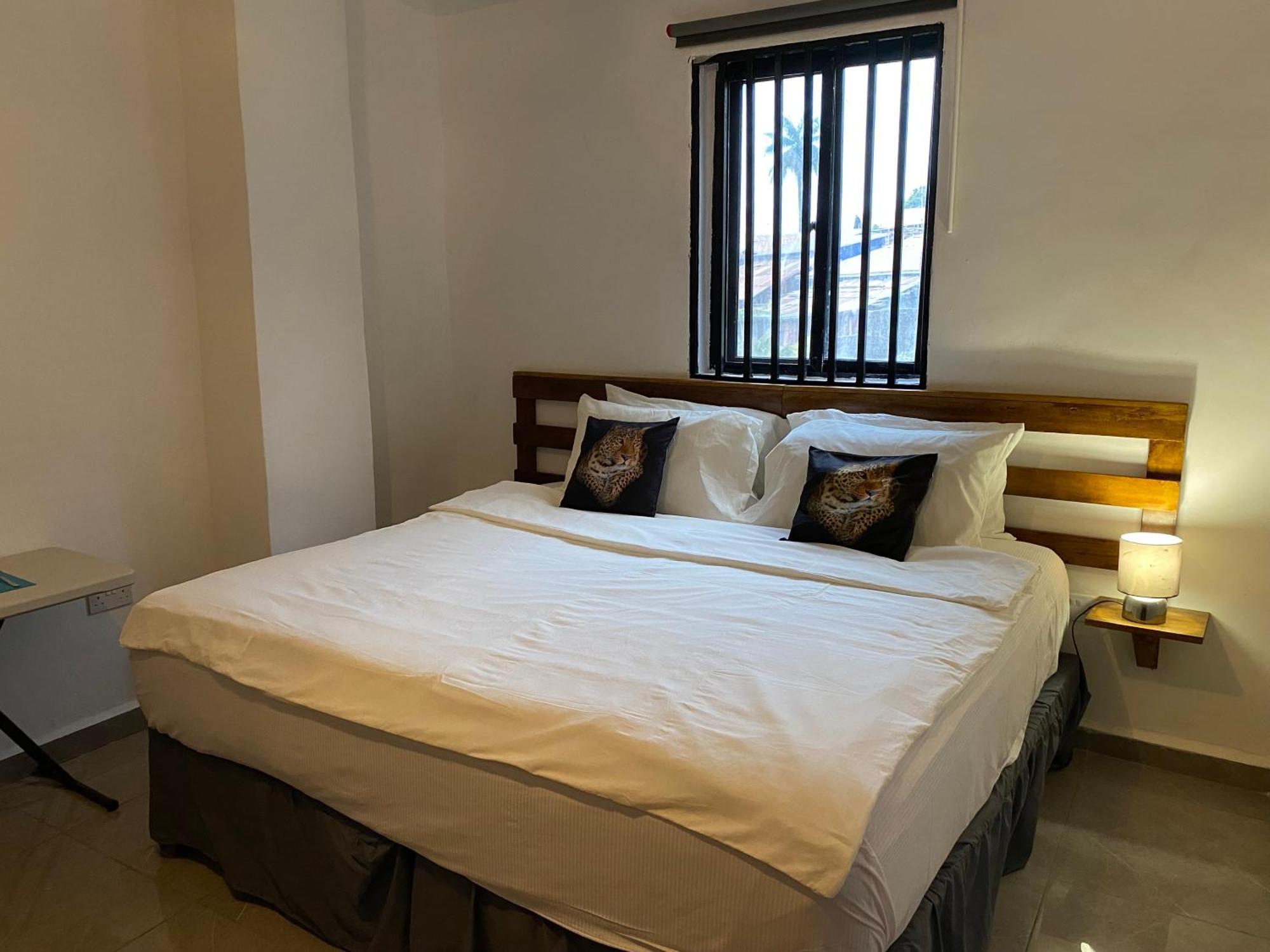 Belvoir Apart-Hotel & Residence Freetown Ngoại thất bức ảnh