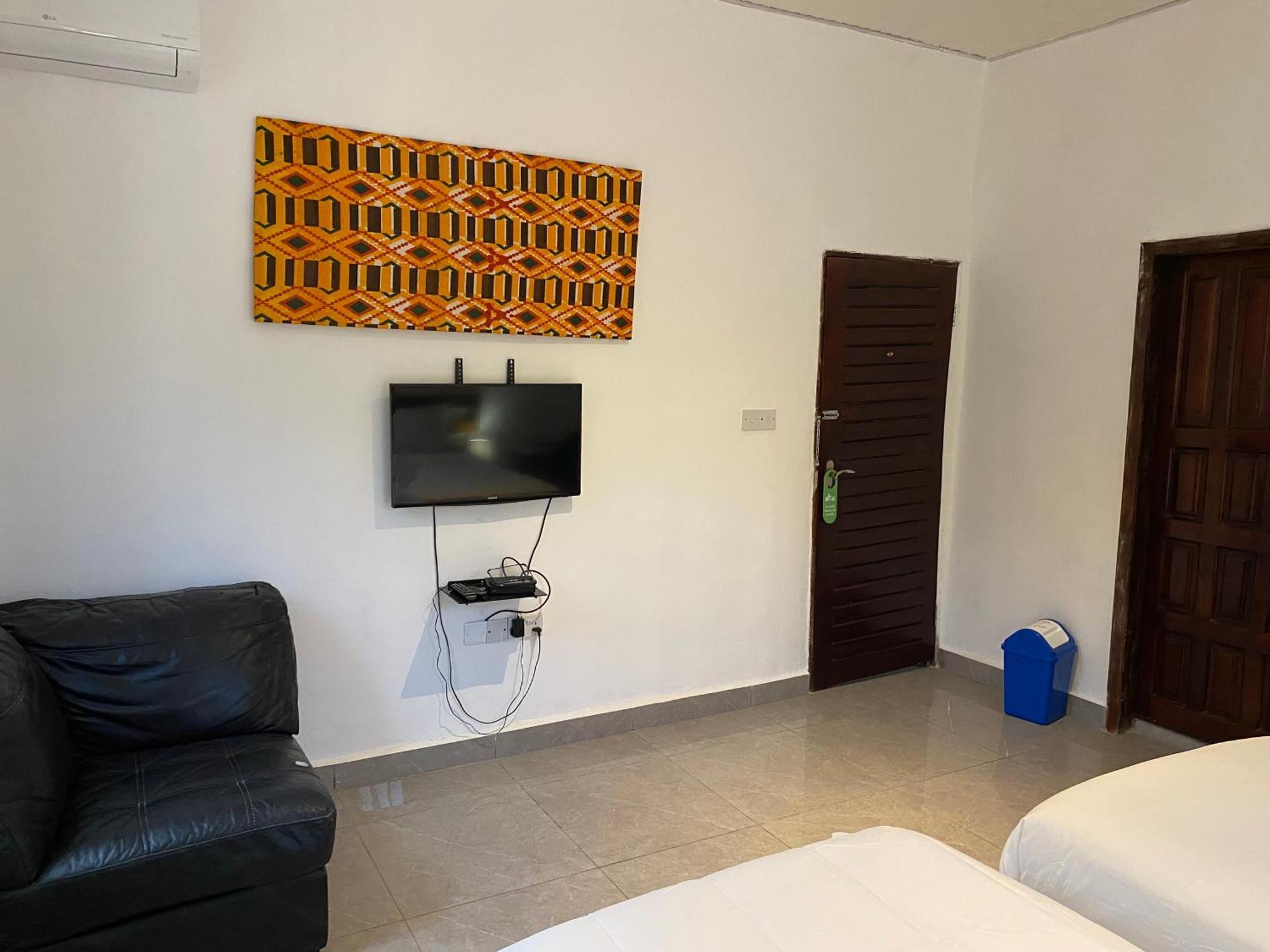 Belvoir Apart-Hotel & Residence Freetown Ngoại thất bức ảnh